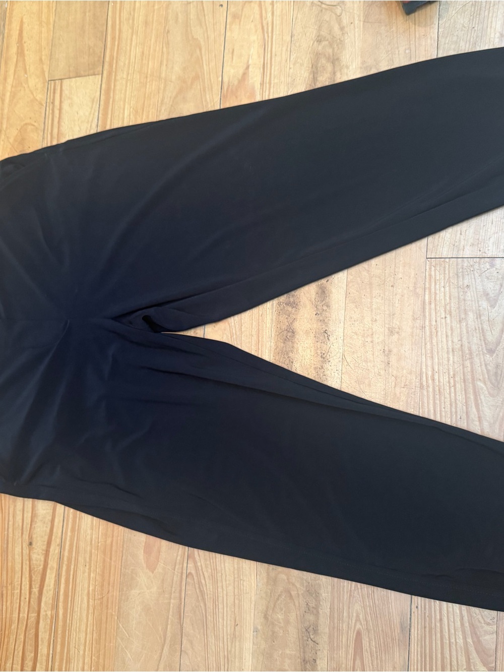 White House black market the jogger Black Women's capri